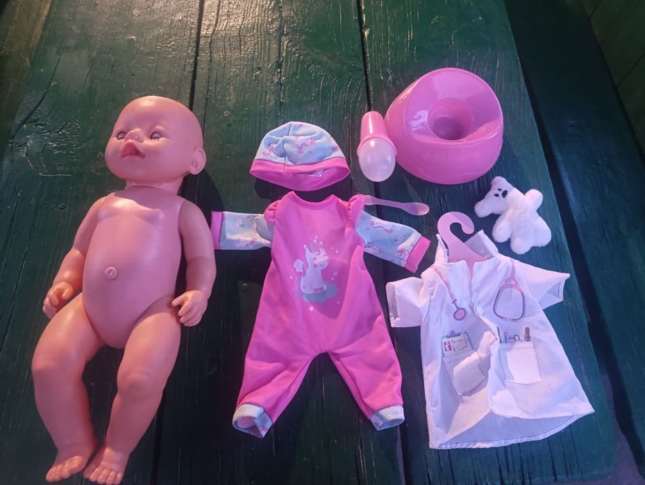 Продам Куклу baby Born в хорошем состоянии