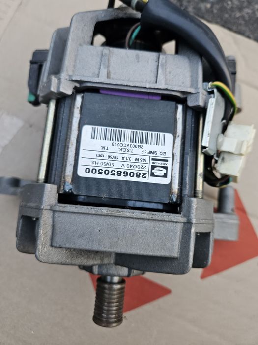 Двигатель для стиральной машинки beko 2806850500