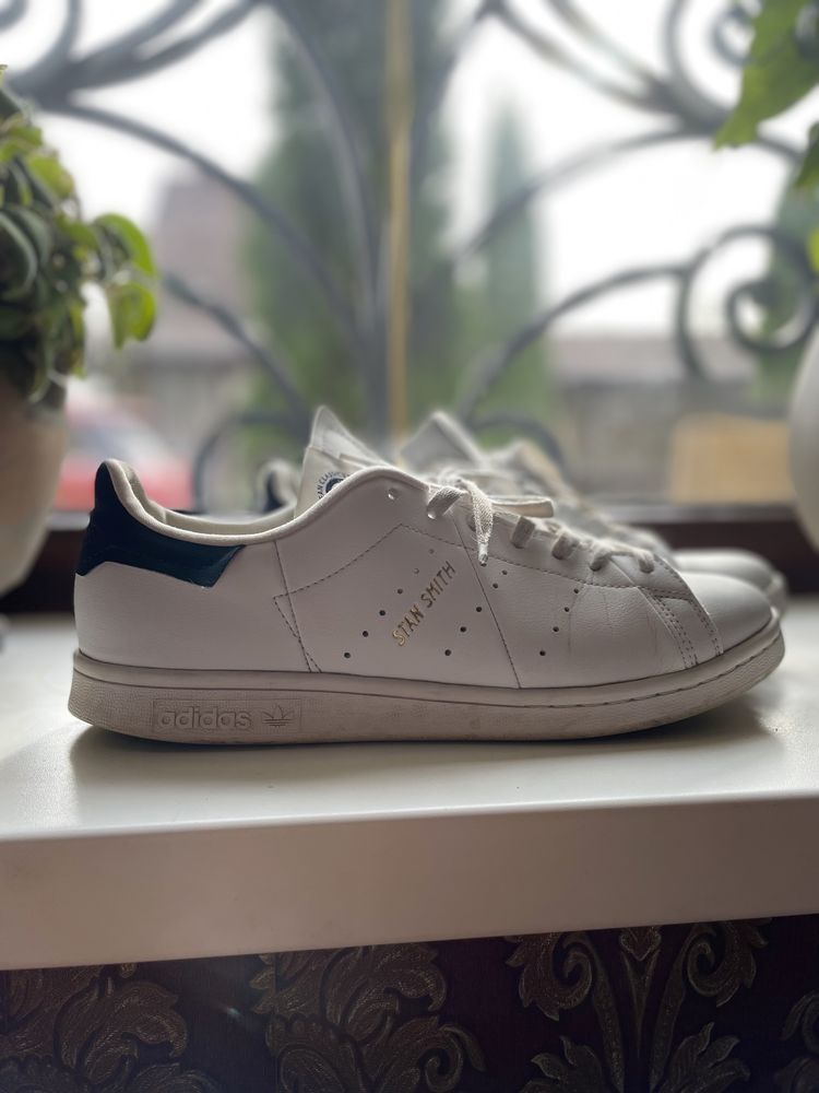 Adidas Stan Smith New balance 1 400 .