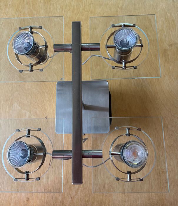 Lampa sufitowa halogenowa
