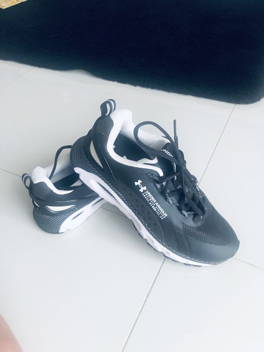 Sneakersy Under Armour 39 r