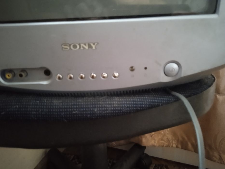 Телевізор Sony в доброму стані