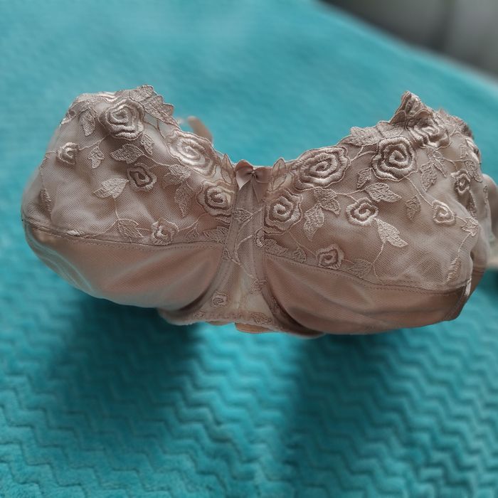 Biustonosz miękki damski 70L