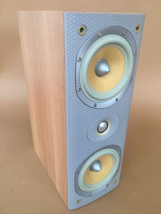 B&W LCR60 S3 como nova.