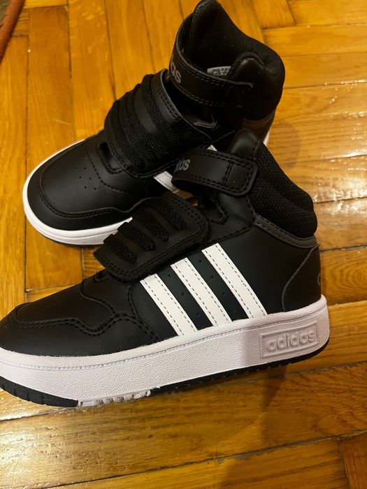 Кросівки дитячі adidas