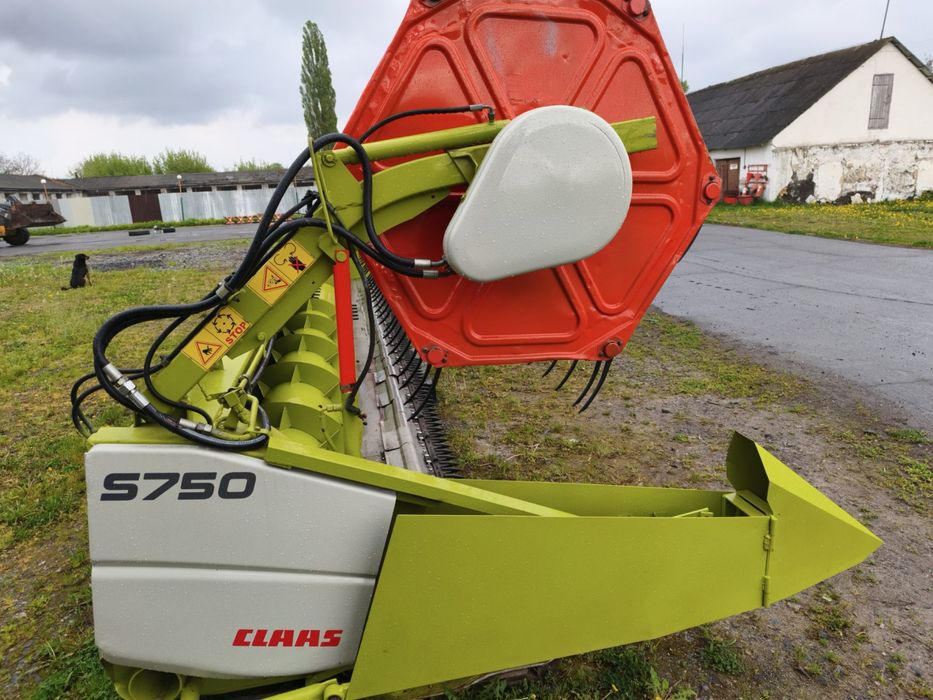 Продаж жниварки Claas Flex S750 + візок