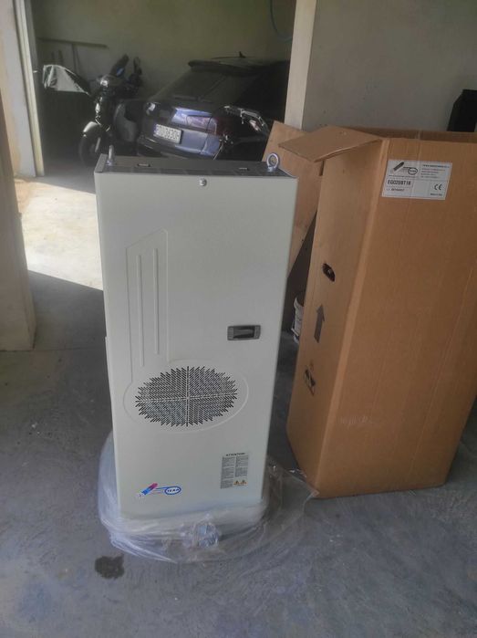 Klimatyzator do szafy sterowniczej Texa EG020BT1B Nowy.