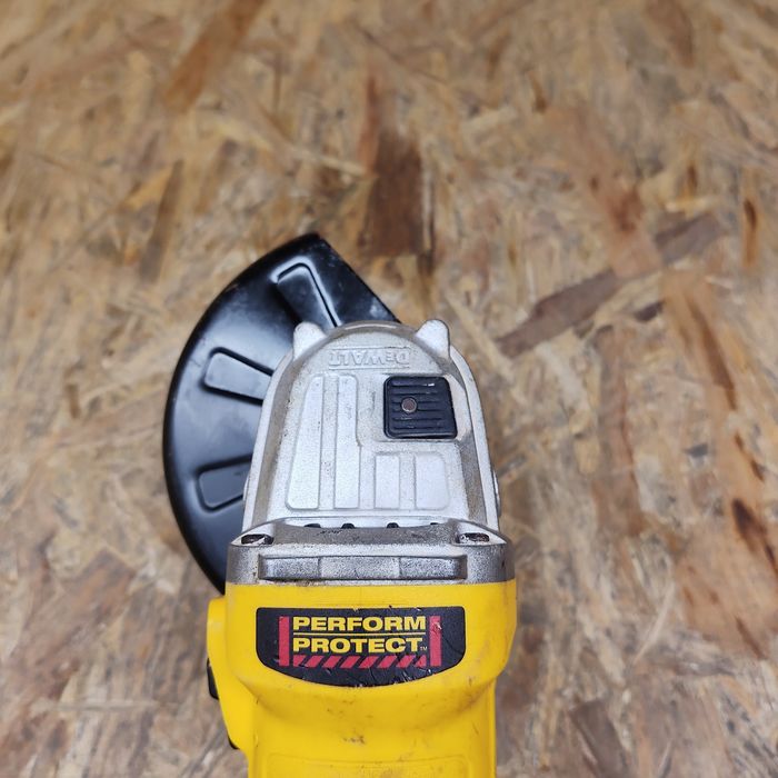 Szlifierka kątowa 125 mm aku DeWalt dcg407  + 4ah