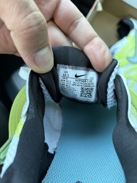 Женские Nike V2K Run  Новые  Оригинал