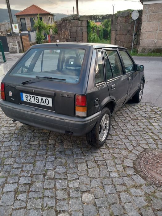 Opel corsa A -1.0 a gasolina