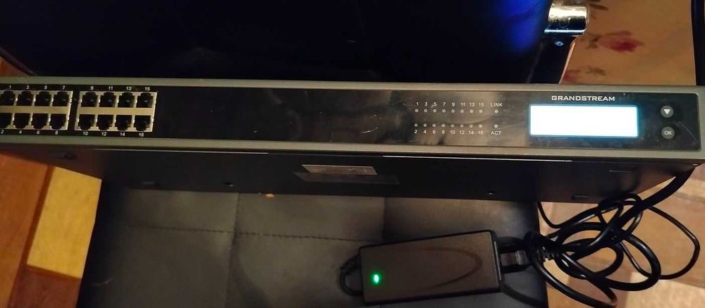 VoIP-шлюз Grandstream GXW4216 V2