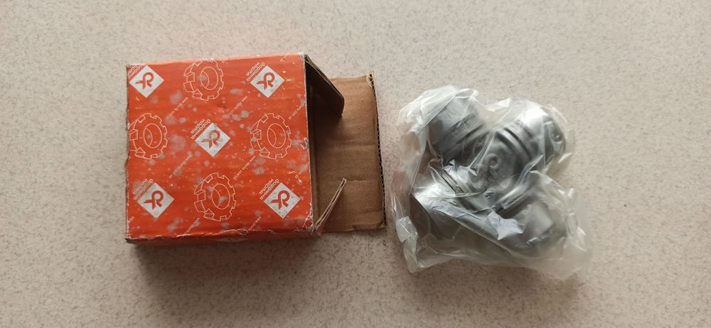 Крестовина валу рульового управління