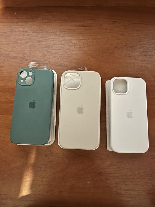 Чохли для iPhone 13