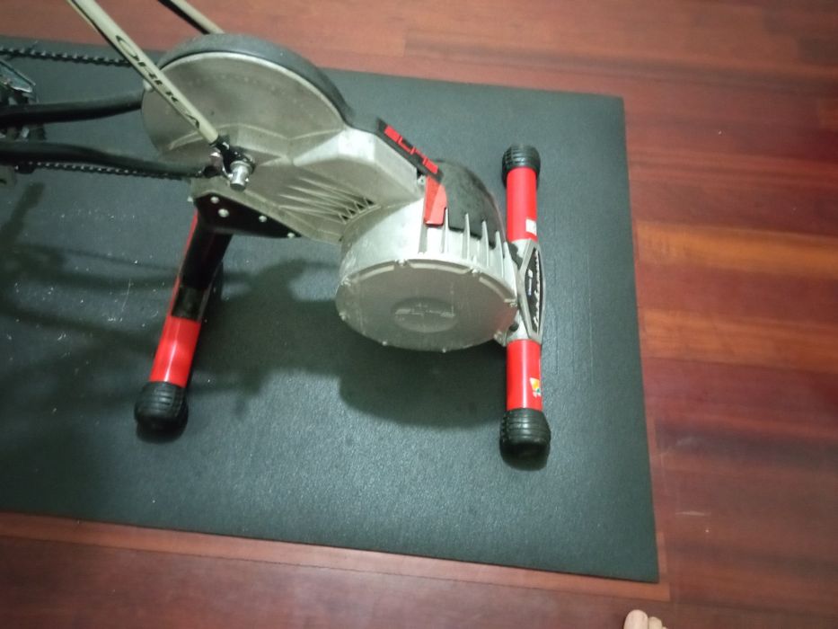 Rolo de bicicleta (elite Turbo Muin Smart B+)