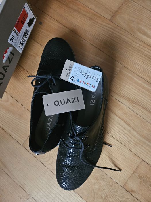 Nowe skórzane buty rozmiar 35