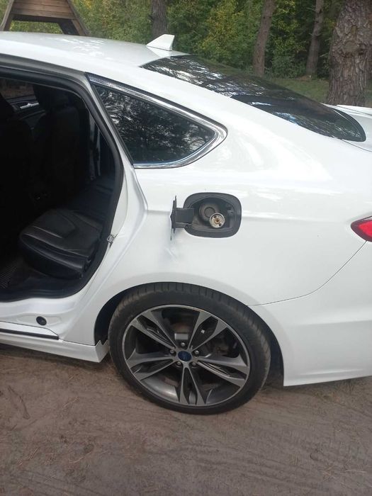 Форд фусіон 2019