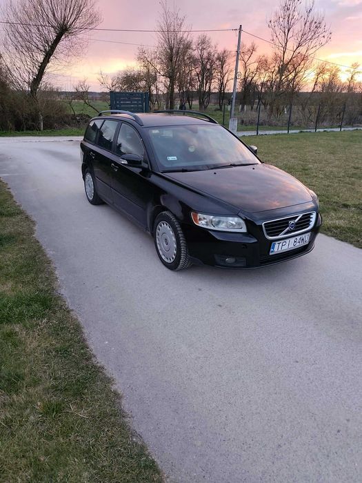 Volvo V50