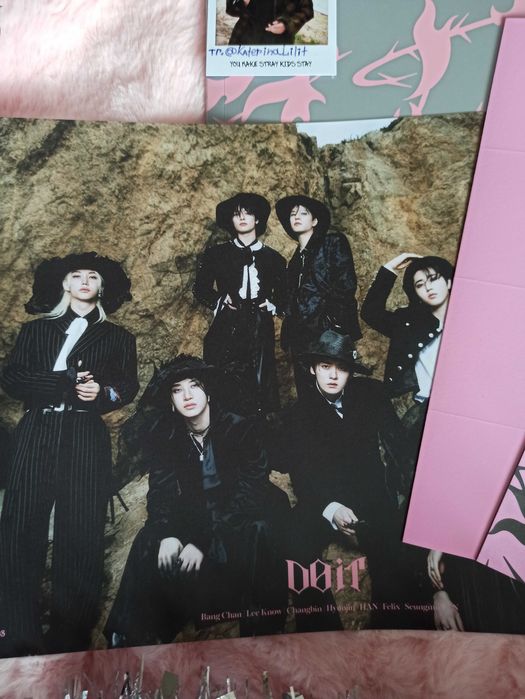 Офіційний альбом Stray Kids  DO IT ( It ver.) Відкритий!