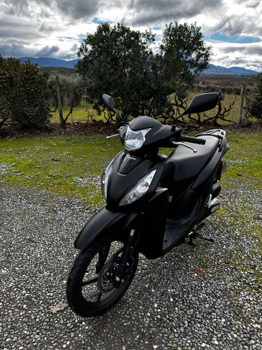 Honda Vision 110cc 450km