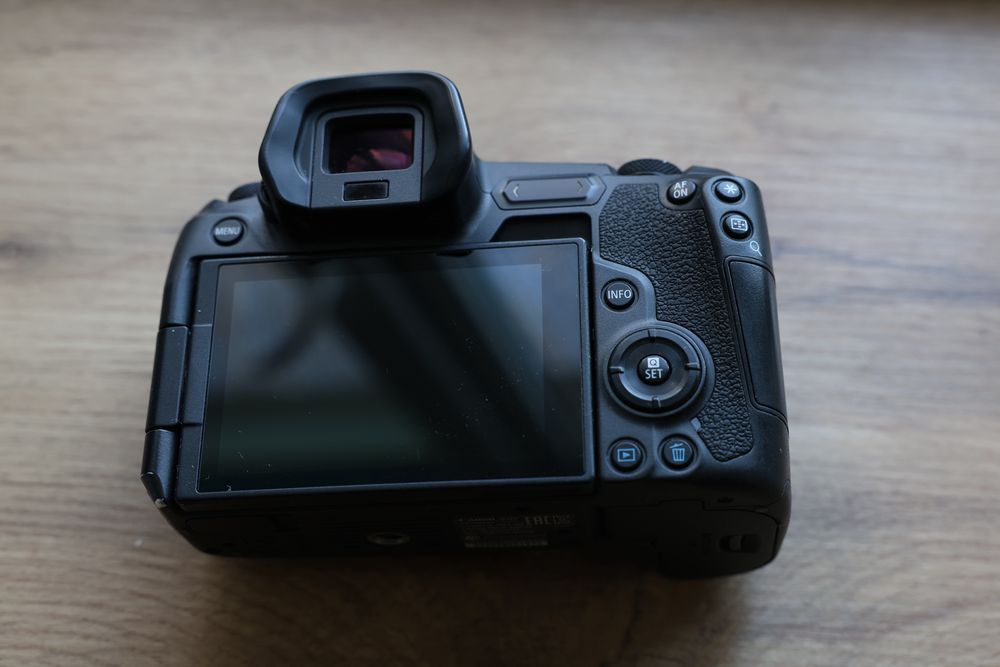 Фотоапарат Canon R body