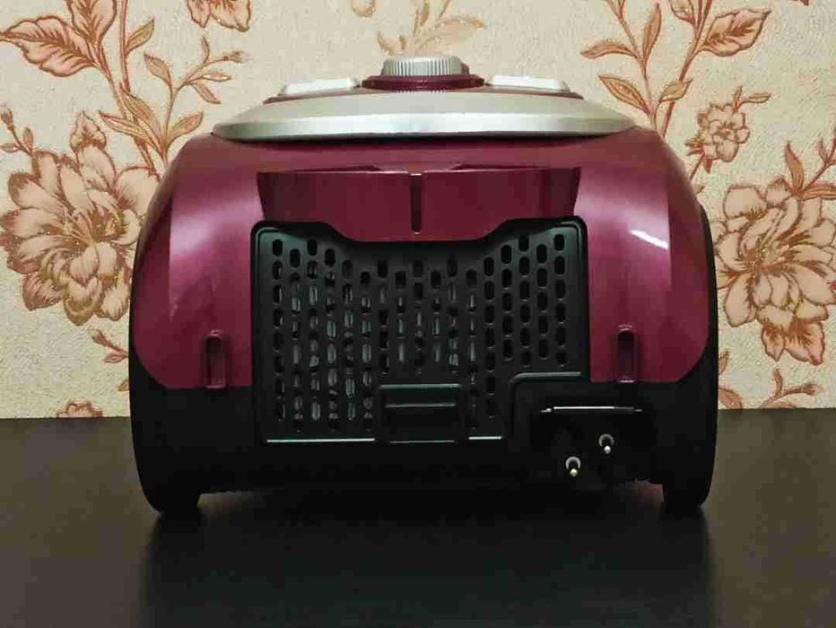 Henschll XN 19-87  пилосос