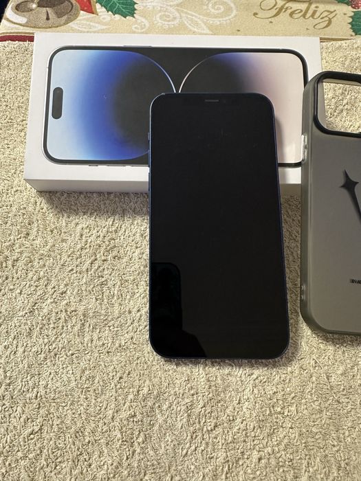 Iphone 12 em otimo estado