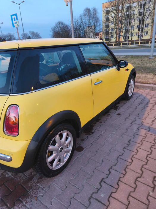 Samochód mini one