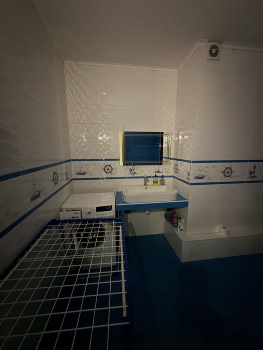 БЕЗ комісії Квартира з ремонтом на вул. Анни Ахматової 22