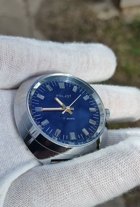 Годинник  POLJOT