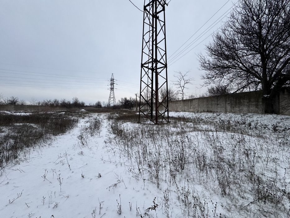 Продаж складської - виробничої бази, площа 4481 м.кв, ділянка 1,4 Га