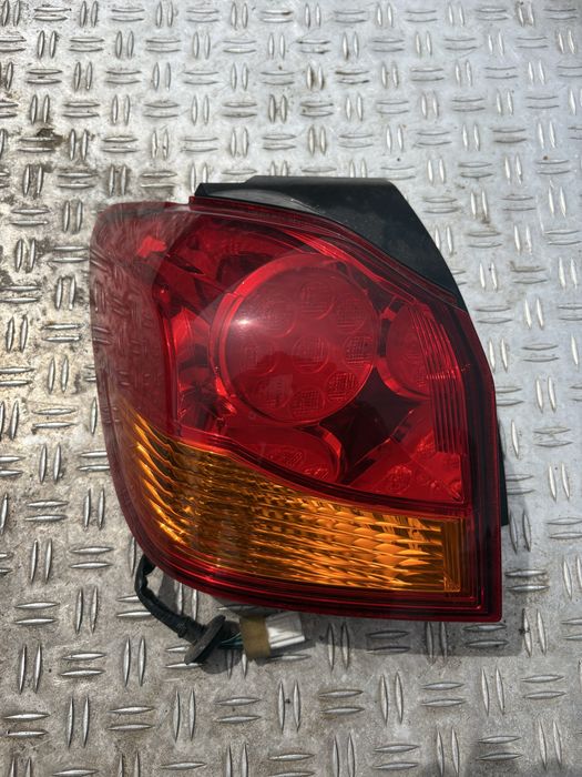 Mitsubishi ASX lampa lewa tylna