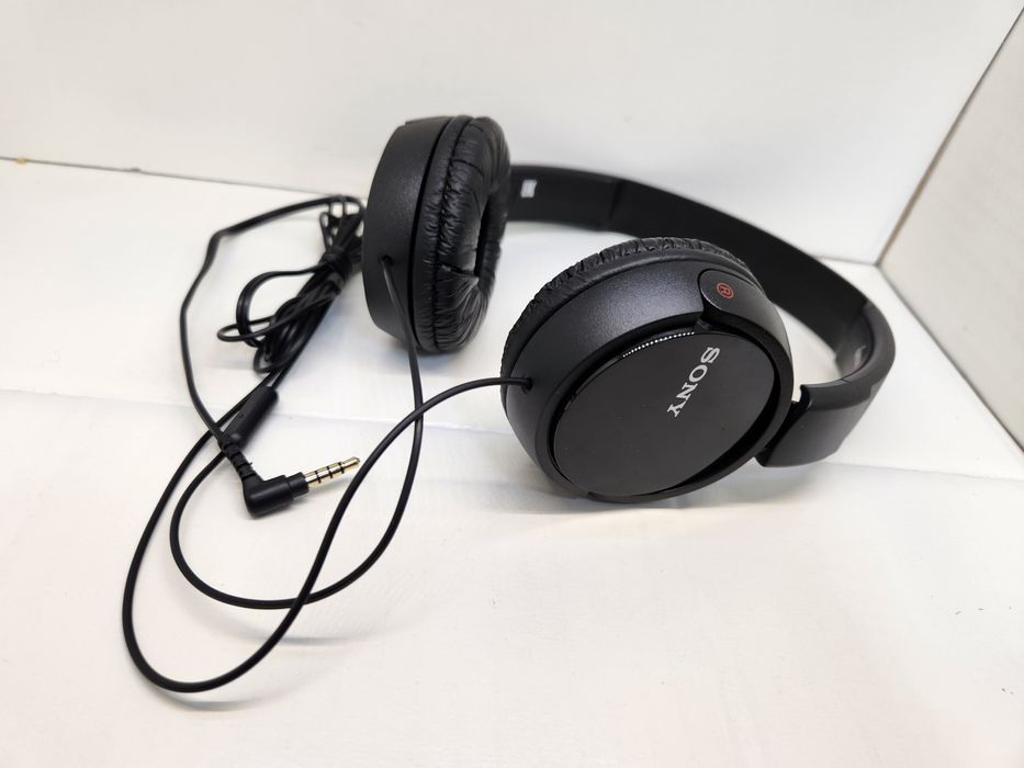 Провідні навушники Sony MDR-ZX110AP / LP