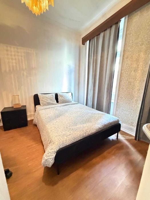 Quartos Casal amplos e luminosos em Saldanha  - ENTRADA IMEDIATA