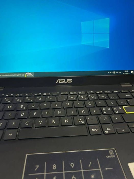 Ноутбук Asus R429M