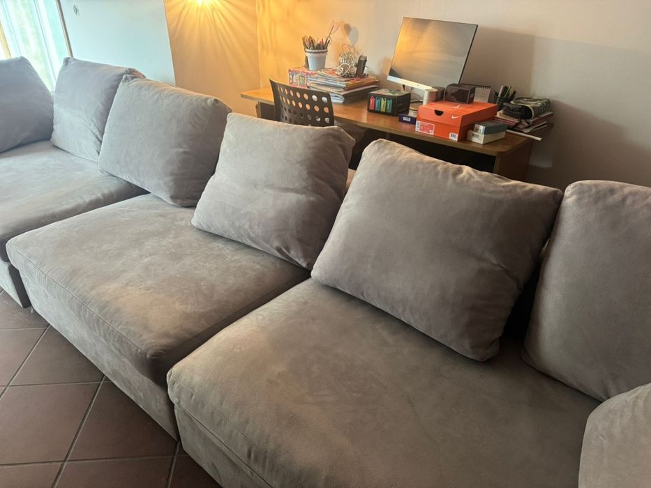 Sofá com vários módulos