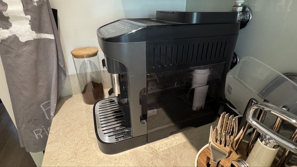Maquina café Delonghi Magnifica Evo