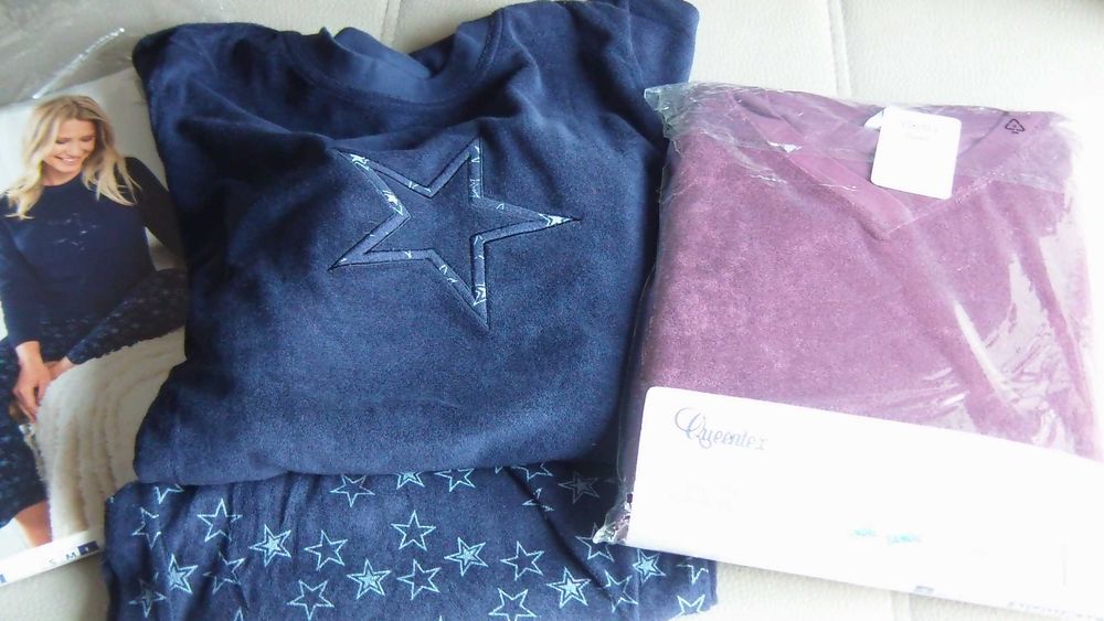 Pijama de senhora NOVA tamanho L (azul escuro)