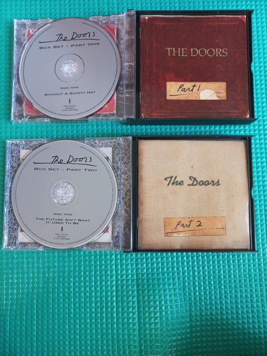 4CDs The Doors Box Set Part I e Part II Benfica • OLX Portugal