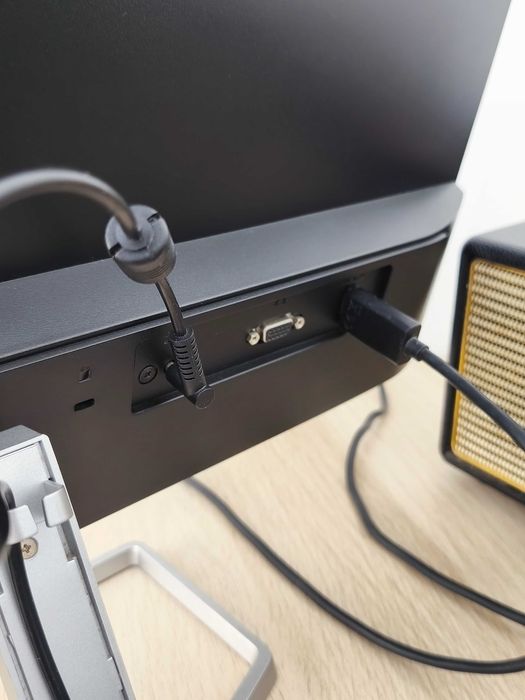 Monitor HP M24f (IPS / Full HD) - Como Novo
