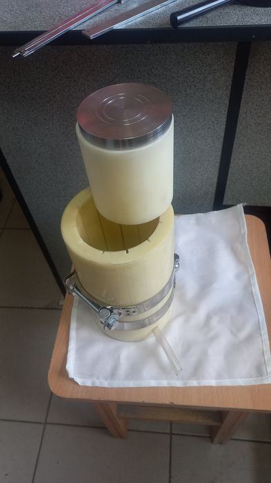 Бочечка капролонова для маслопресу