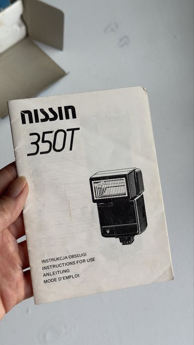 Lampa błyskowa Nissin 350T – klasyk do fotografii analogowej