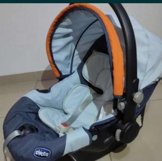 Conjunto Trio Chicco (oferta de cadeira bengala)