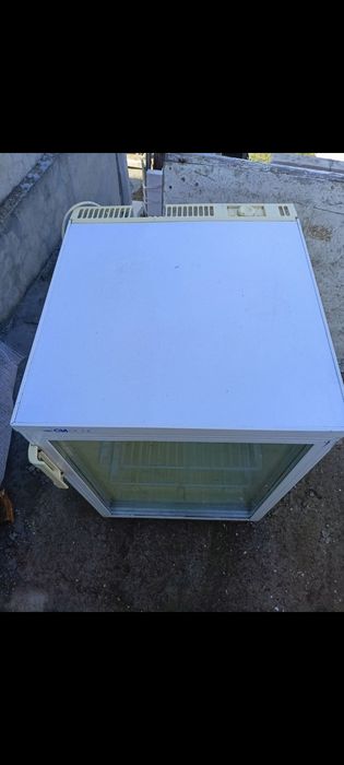 Барный ветриный холодильники Clatronic