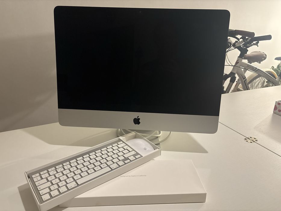 Computador de mesa IMac 21,5