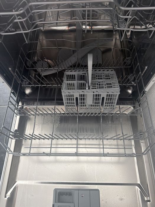 Máquina de lavar loiça Indesit DFE 1B19 13 – 13 talheres