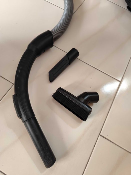 Aspirador BECKEN CleanMotionEco bvc2167