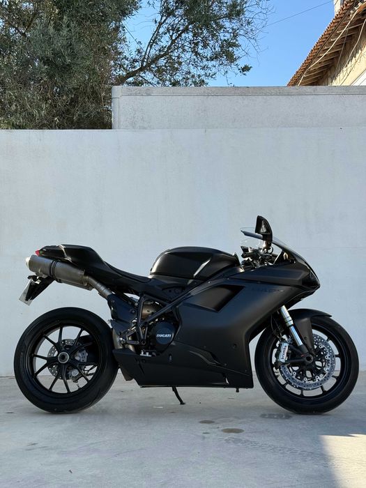 Ducati 848 Evo Dark