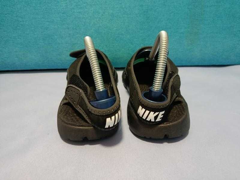 Сандалії Nike sunray adjust 4 386518-011 унісекс ідеал 38/24 см