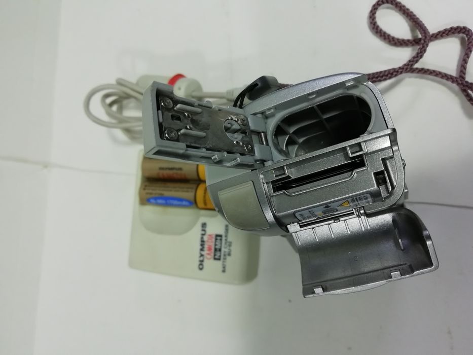 Фотоаппарат Olympus С310 Zoom      Sony