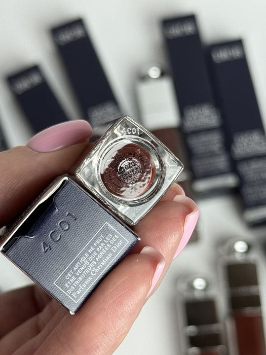 Блиск для губ Dior 020 Mahagony